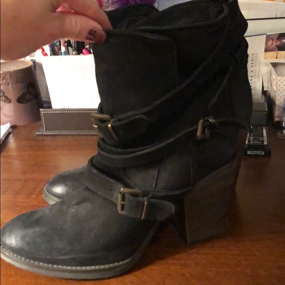 Black Boots